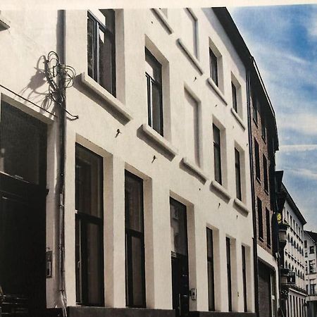Hippe Studio In Historisch Gebouw In Oude Centrum Antwerpen Buitenkant foto