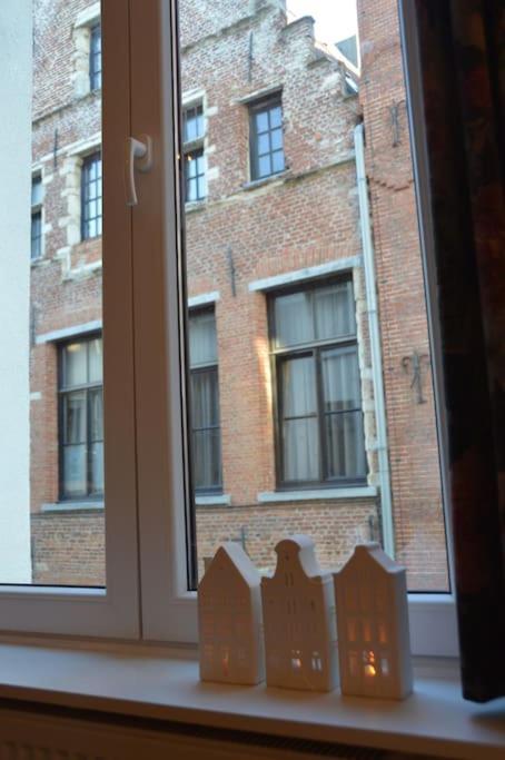Hippe Studio In Historisch Gebouw In Oude Centrum Antwerpen Buitenkant foto